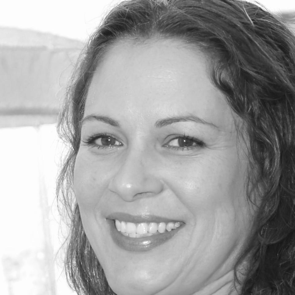 Marie Dubois, spécialiste en finance d'entreprise